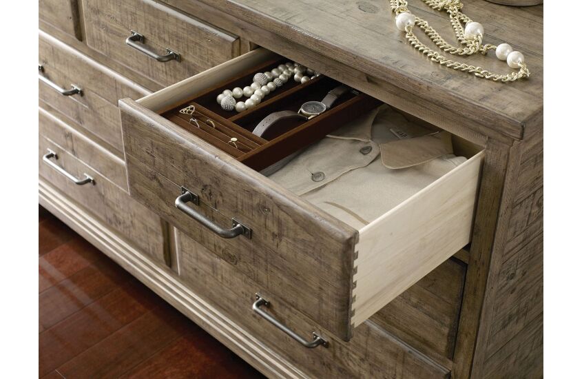 FARMSTEAD DRESSER Room 3 Print button FARMSTEAD DRESSER Room 3