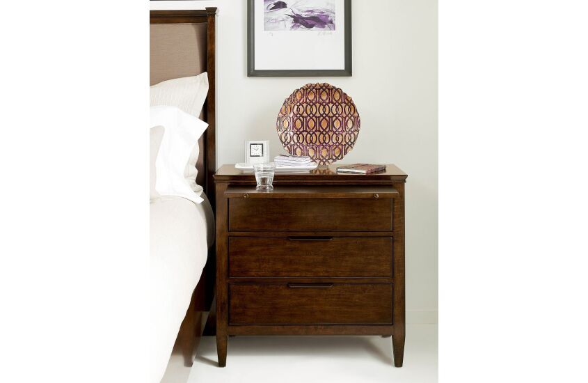 ELISE BACHELORS CHEST Room Print button ELISE BACHELORS CHEST Room