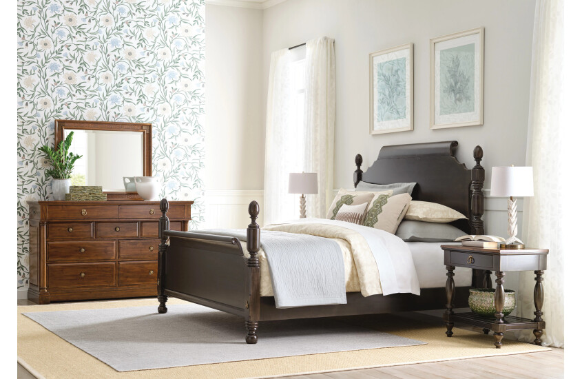 KING BRIGHTON POSTER BED - BLACK - COMPLETE Room 3