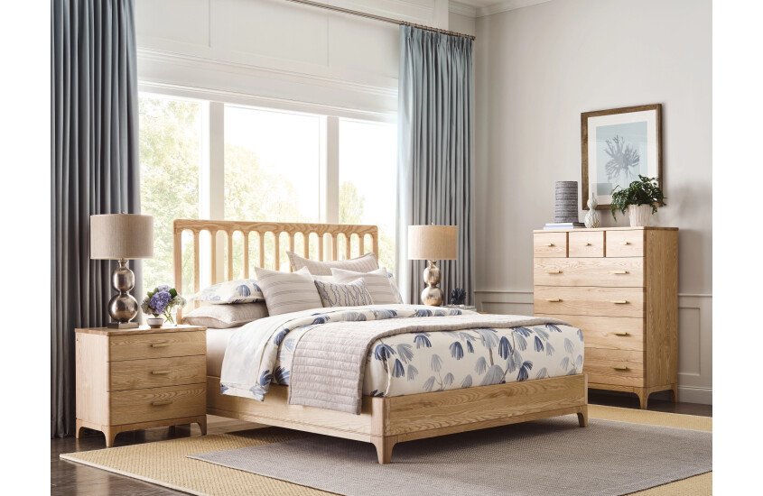 QUEEN SOMERSET BED - COMPLETE Room