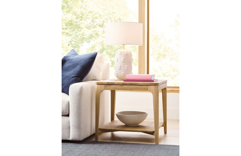 NEWPORT SQUARE END TABLE Room